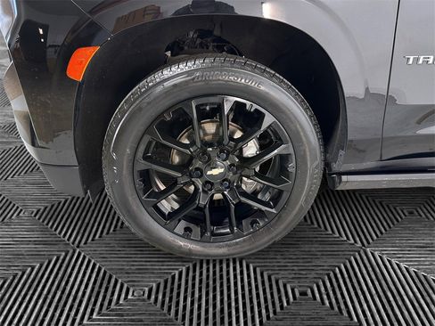 Used 2023 Chevrolet Tahoe High Country image 14