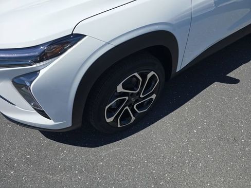 New 2026 Chevrolet Trax RS w/ Driver Confidence Package FWD image 9