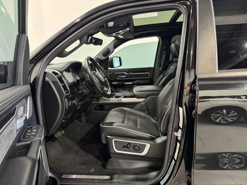 Used 2020 RAM 1500 Laramie AWD/4WD image 13
