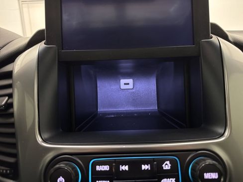 Used 2018 Chevrolet Tahoe Premier image 41