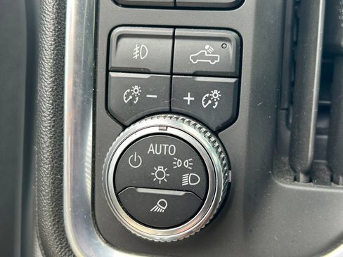 Used 2021 GMC Sierra 1500 AT4 w/ AT4 Value Package AWD/4WD image 27