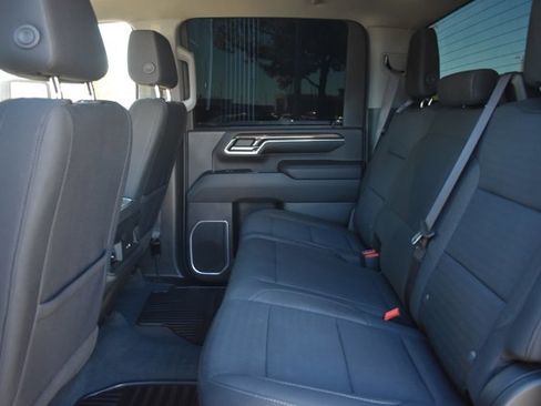 Used 2024 Chevrolet Silverado 2500 LT image 20