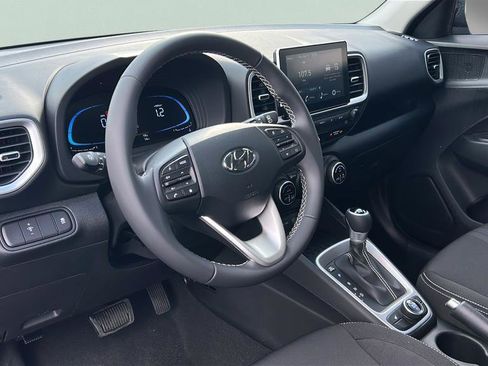 New 2026 Hyundai Venue SEL FWD image 13