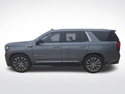 Used 2022 GMC Yukon Denali w/ Denali Premium Package AWD/4WD image 8