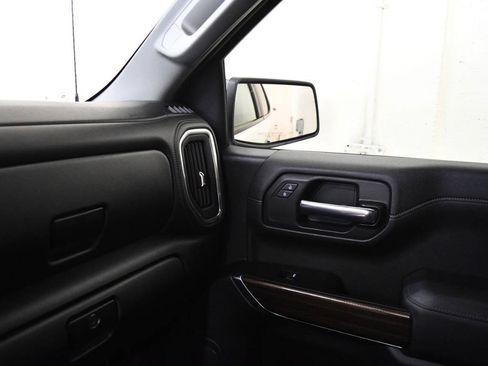 Used 2020 Chevrolet Silverado 1500 LT RWD image 20