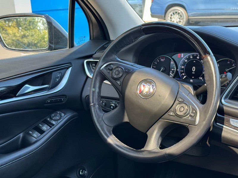 Used 2021 Buick Enclave Avenir w/ Avenir Technology Package AWD/4WD image 13