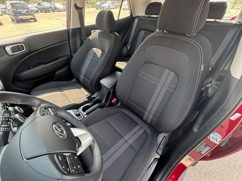 Used 2026 Hyundai Venue SEL FWD image 36