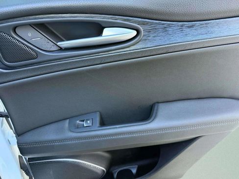 Used 2020 Alfa Romeo Stelvio Sprint w/ Nero Edizione image 12