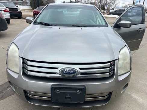 Used 2009 Ford Fusion SE image 3