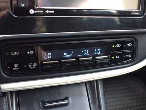 Used 2018 Toyota Corolla iM w/ All-Weather Mat Package FWD image 20