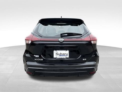 Used 2023 Nissan Kicks SR w/ Interior Electronics Package FWD image 6