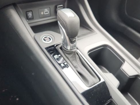 Used 2025 Nissan Sentra S FWD image 12