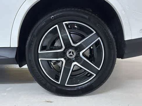 Used 2026 Mercedes-Benz GLC 300 GLC 300 image 13