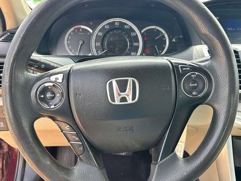 Used 2015 Honda Accord LX image 21