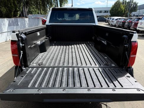 Certified 2025 Toyota Tacoma SR w/ Towing Package RWD image 7