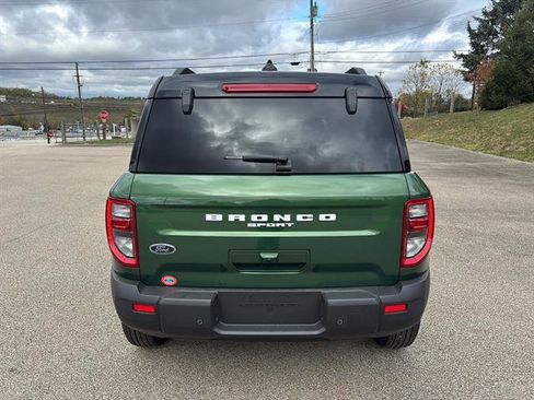 New 2025 Ford Bronco Sport Outer Banks w/ Outer Banks Tech Package+ AWD/4WD image 3