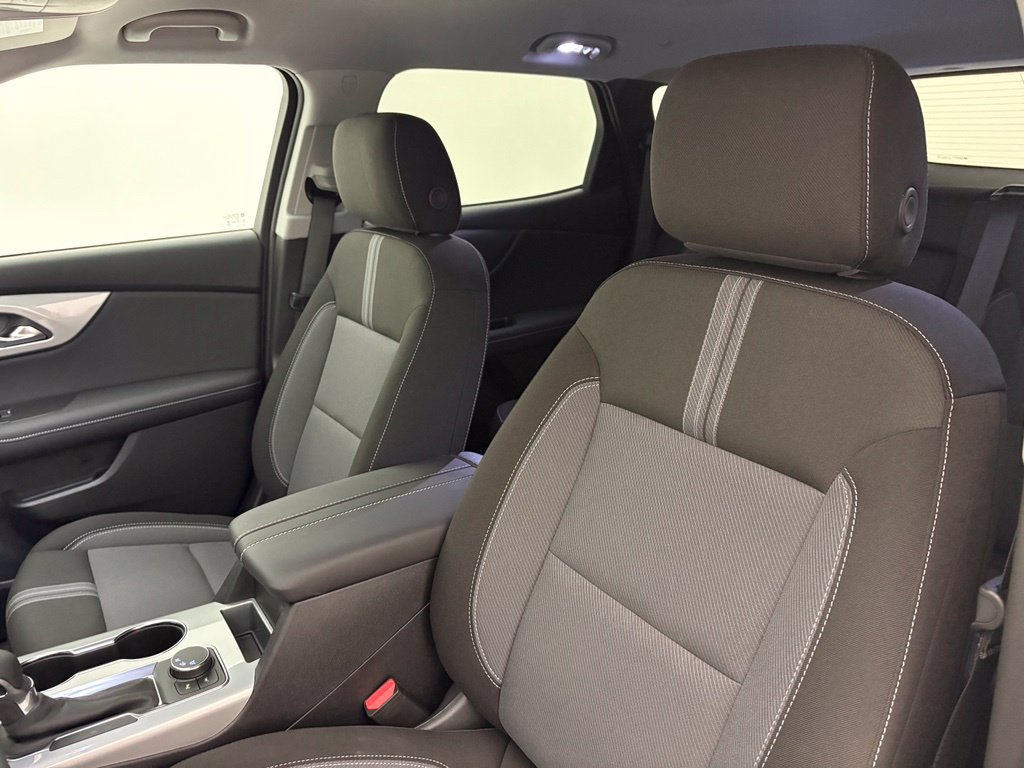 New 2026 Chevrolet Blazer LT w/ Convenience Package FWD image 29