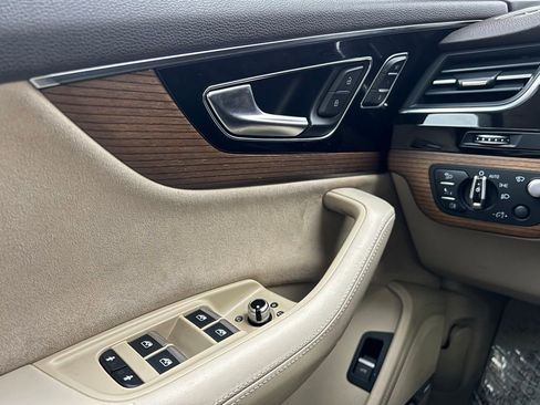 Used 2017 Audi Q7 3.0T Prestige image 43