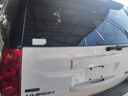 Used 2011 GMC Yukon SLT RWD image 10
