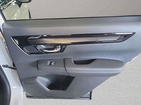 Used 2025 Honda CR-V EX-L image 28