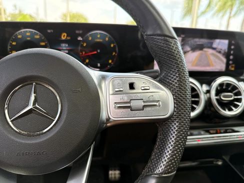 Certified 2023 Mercedes-Benz GLB 250 image 32