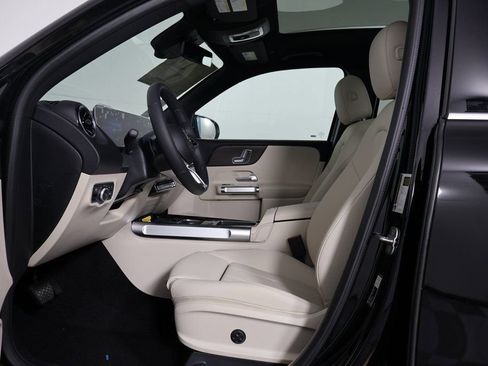 New 2026 Mercedes-Benz GLB 250 image 5