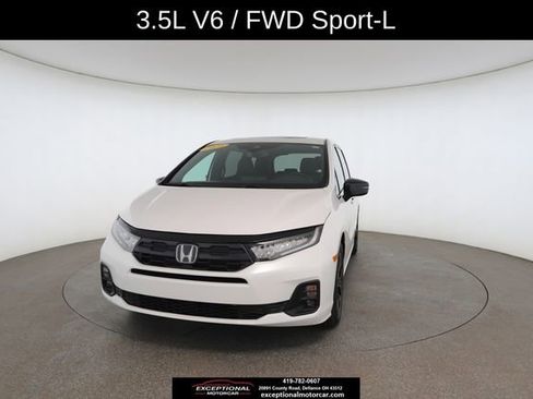 Used 2025 Honda Odyssey Sport-L image 32