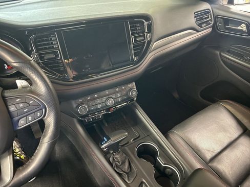 Used 2025 Dodge Durango GT image 4