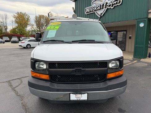 Used 2014 Chevrolet Express 2500 RWD image 8