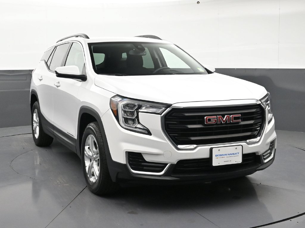 Certified 2022 GMC Terrain SLE w/ Driver Convenience Package AWD/4WD image 7