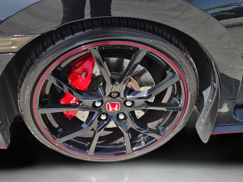 Used 2019 Honda Civic Type R image 37