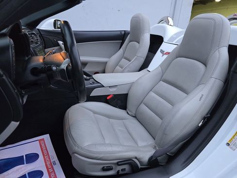 Used 2011 Chevrolet Corvette Convertible w/ Preferred Equipment Group image 6