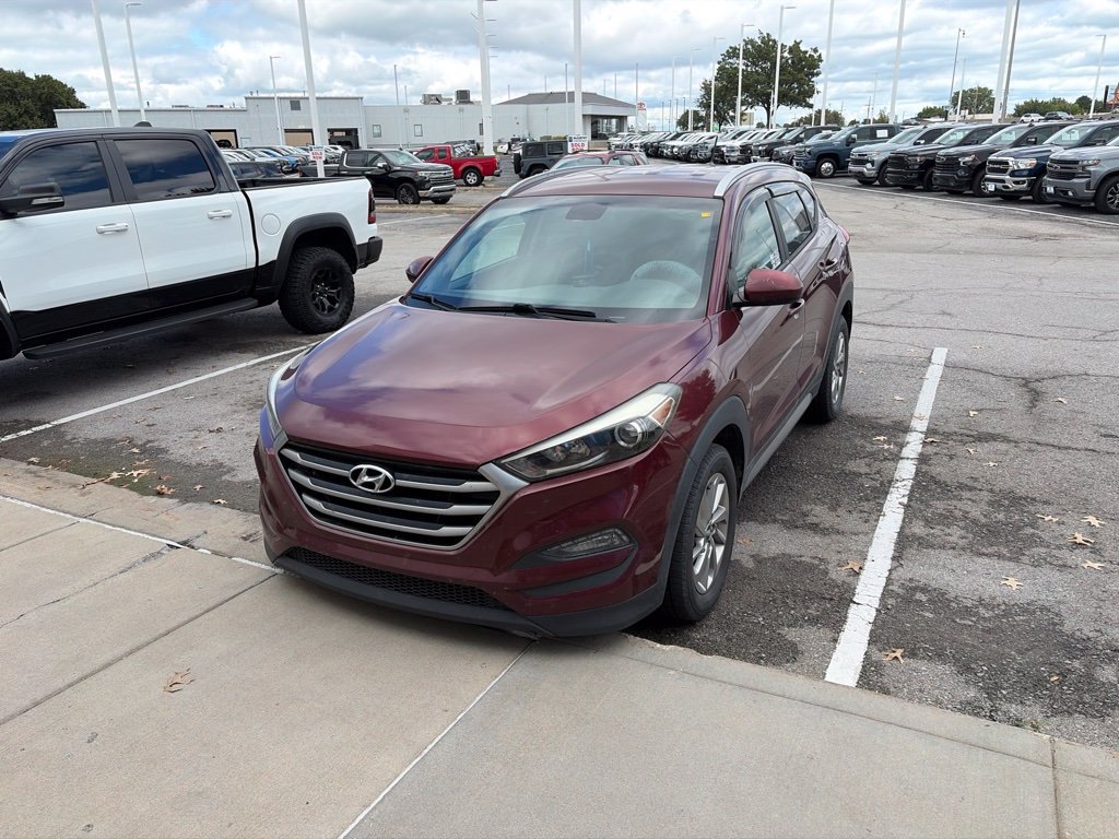 Used 2017 Hyundai Tucson SE w/ SE Popular Package 02 AWD/4WD image 1