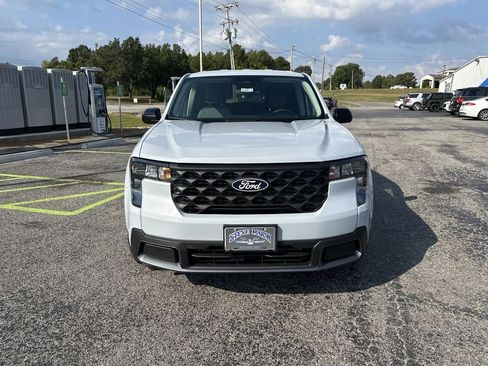 New 2025 Ford Maverick XLT w/ XLT Luxury Package image 8