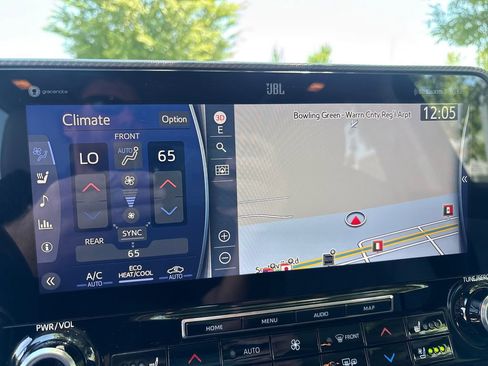 Used 2020 Toyota Highlander Platinum AWD/4WD image 26