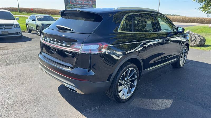 Used 2020 Lincoln Nautilus Reserve AWD/4WD image 8