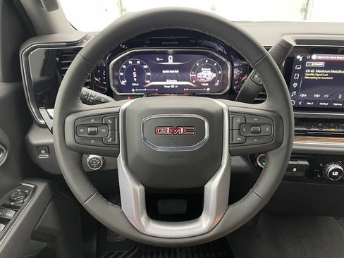 Used 2026 GMC Sierra 1500 Elevation AWD/4WD image 18