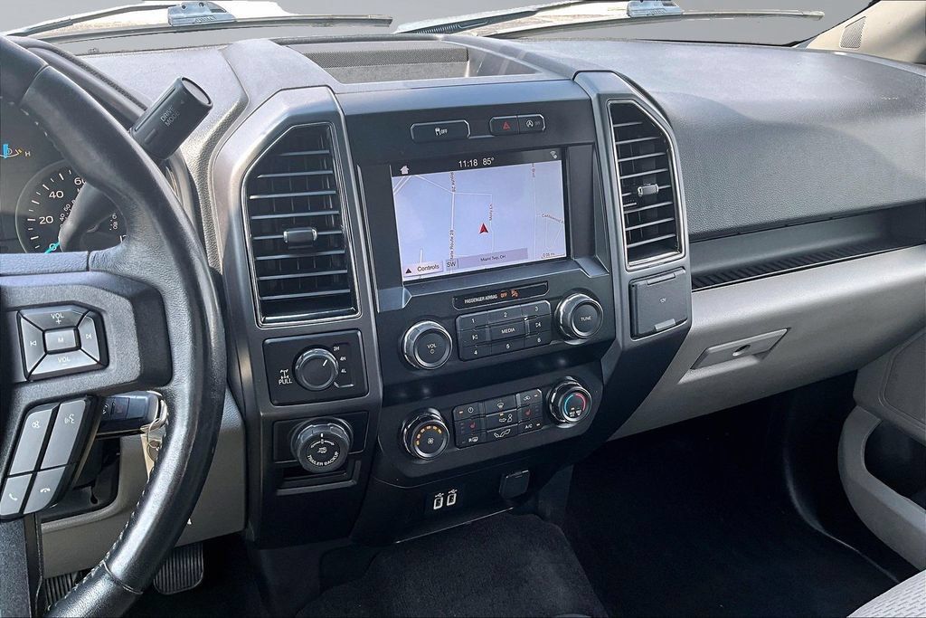 Used 2019 Ford F150 XLT w/ Equipment Group 302A Luxury AWD/4WD image 6