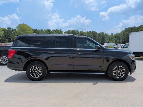 Certified 2023 Ford Expedition Max XLT AWD/4WD image 3