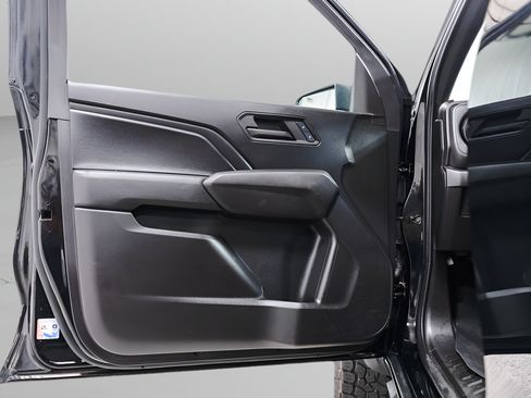 Used 2024 Chevrolet Colorado Trail Boss w/ Advanced Trailering Package AWD/4WD image 21
