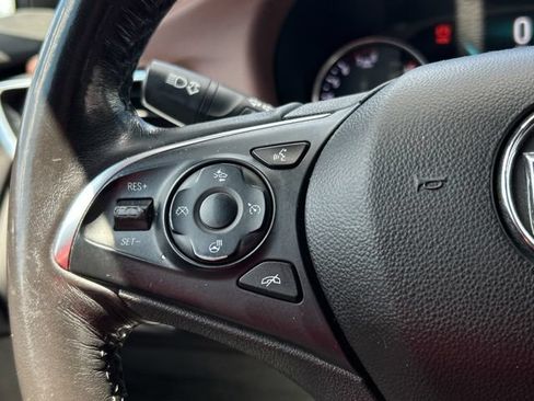 Used 2018 Buick Enclave Avenir AWD/4WD image 48