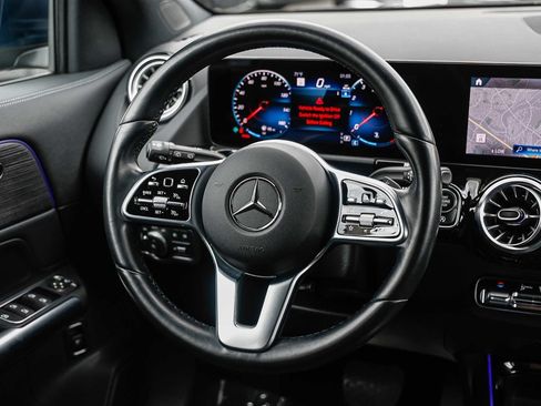 Used 2023 Mercedes-Benz GLA 250 4MATIC image 13