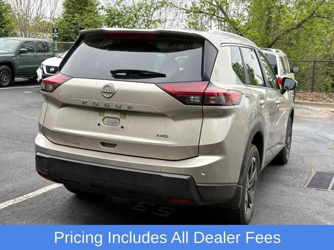 Used 2026 Nissan Rogue SV w/ SV Premium Package AWD/4WD image 5