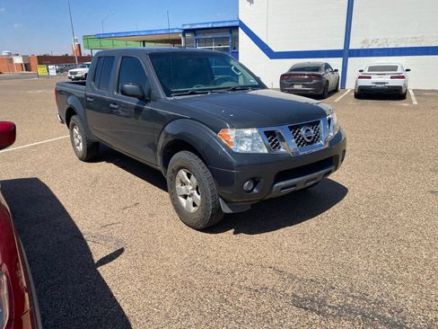 Used 2013 Nissan Frontier SV RWD image 22