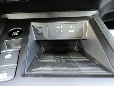 New 2026 Nissan Kicks SR w/ Cold Weather Package image 28