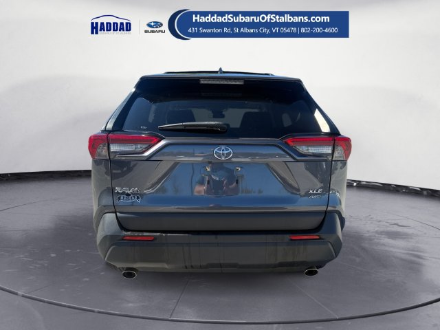 Used 2019 Toyota RAV4 XLE w/ Convenience Package AWD/4WD image 4