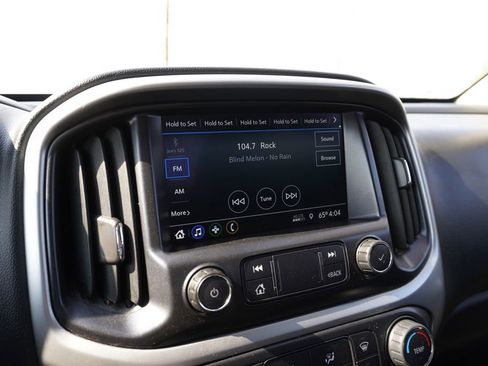 Used 2022 Chevrolet Colorado LT w/ Fleet Safety Package image 16