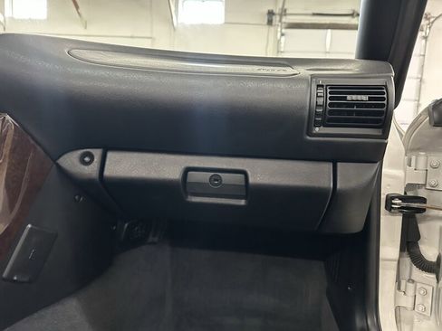 Used 1997 BMW Z3 2.8 image 22