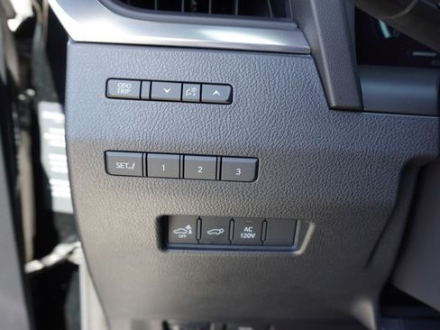 Certified 2024 Lexus GX 550 w/ Accessory Package (Z1) AWD/4WD image 21