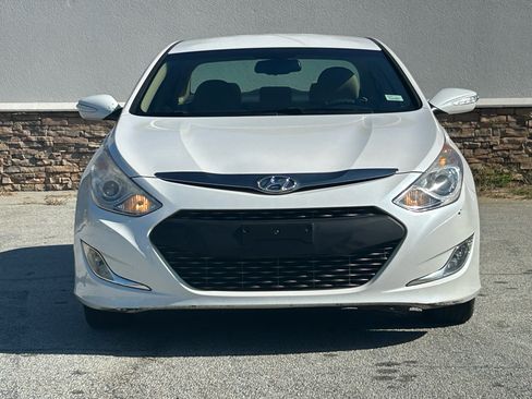 Used 2015 Hyundai Sonata Hybrid image 2